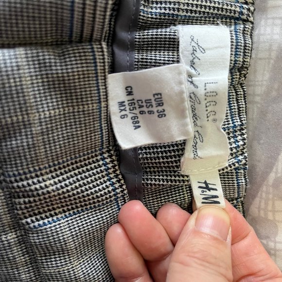 2 for $15 Women's light weight pants with elastic waist size S - Picture 5 of 5